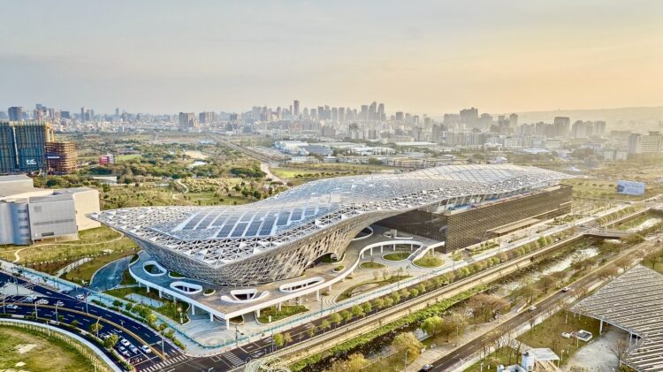 臺中國際會展中心試營運 10月21日首展五金工具博覽會 捷運接駁直達會場