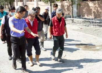 教育部長鄭英耀赴花蓮關心光復校園復原與復課 產學力量攜手助重建光復商工實習工廠 教育部長鄭英耀赴花蓮關心光復校園復原與復課 產學力量攜手助重建光復商工實習工廠