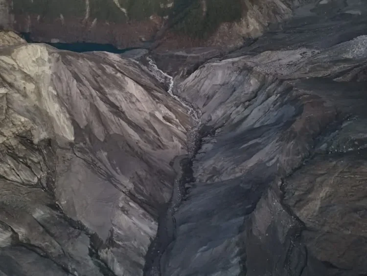 徐榛蔚籲中央盡速解決馬太鞍溪堰塞湖 居民憂「不定時炸彈」難安身立命