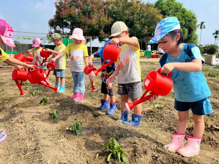 民雄幼兒園推食農教育 孩子化身小農夫體驗自然學習