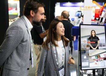 L’AiR AI 導覽機杜拜GITEX展強勢登場! 多場域應用展現全球競爭力 L’AiR AI 導覽機杜拜GITEX展強勢登場! 多場域應用展現全球競爭力