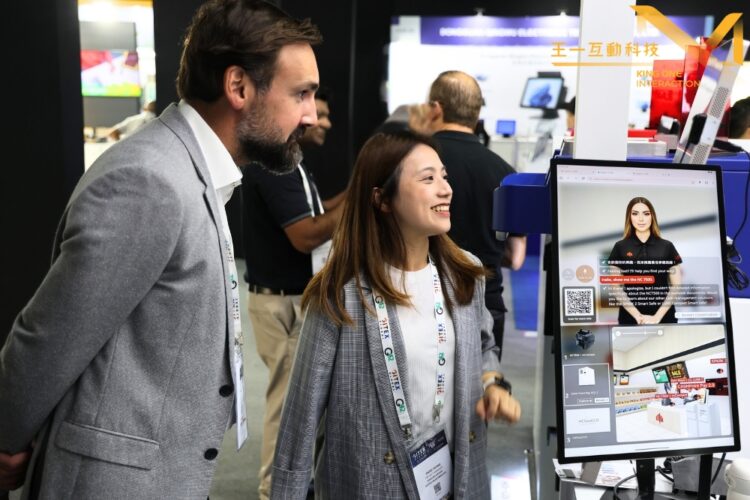 L’AiR AI 導覽機杜拜GITEX展強勢登場! 多場域應用展現全球競爭力 L’AiR AI 導覽機杜拜GITEX展強勢登場! 多場域應用展現全球競爭力