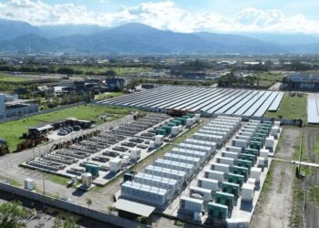 高明能源深化「儲能×充電×能源管理」整合戰略,聯手台達電、國霖機電集團、泰國ENSYS集團邁向智慧能源新典範 高明能源深化「儲能×充電×能源管理」整合戰略,聯手台達電、國霖機電集團、泰國ENSYS集團邁向智慧能源新典範