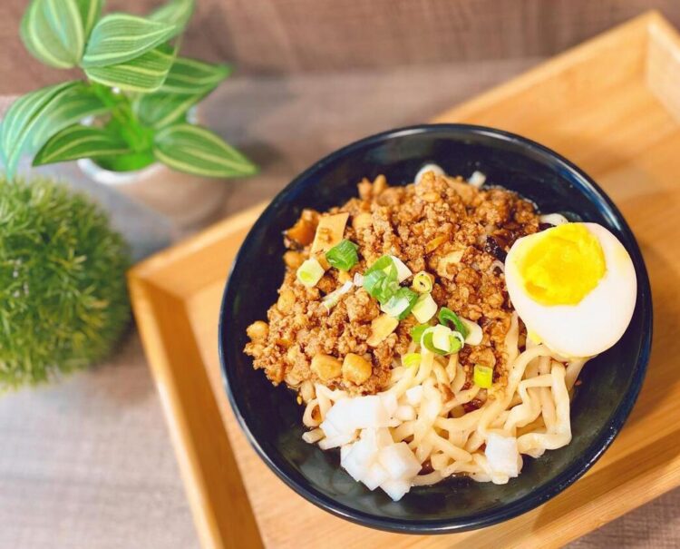 花蓮人氣麵店藏夜市轉角 一碗手工餛飩吃出家的味道 花蓮人氣麵店藏夜市轉角 一碗手工餛飩吃出家的味道