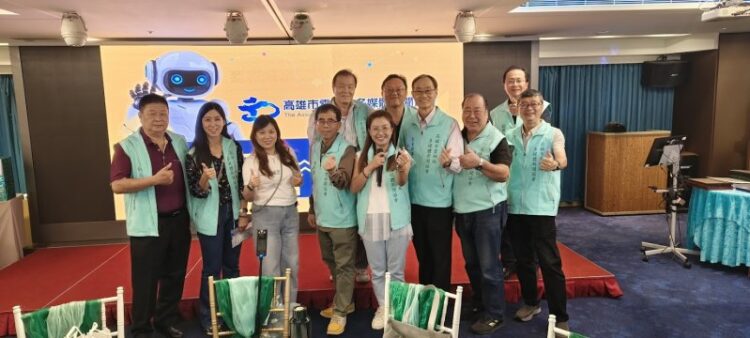 高雄雲網路多媒體新聞協會會員大會 熱鬧登場 三黨代表齊聚 高雄雲網路多媒體新聞協會會員大會 熱鬧登場 三黨代表齊聚