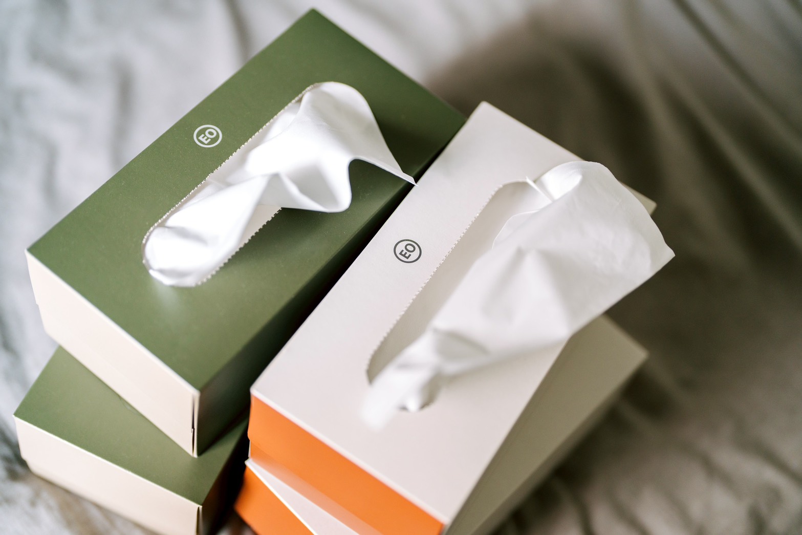 EO 聯名五月花「厚棒」推出四層盒裝面紙 以設計融入日常空間