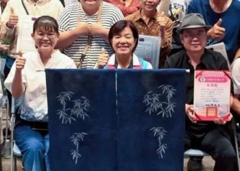 游淑貞力邀東海岸報基金會藍染藝術 「黛藍生活美展」好客藝術村精彩登場 游淑貞力邀東海岸報基金會藍染藝術 「黛藍生活美展」好客藝術村精彩登場