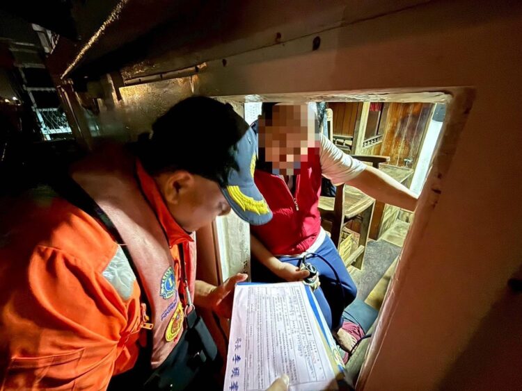 鳳凰颱風警戒期間 海巡署開出首張違反禁制令舉發單