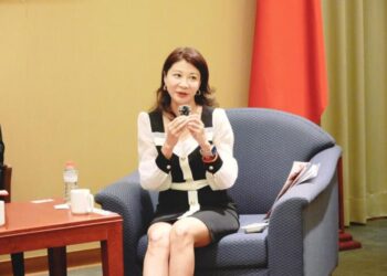 比亞迪BYD第三地進臺引爭議 民進黨立委林楚茵批國民黨為中車開後門 比亞迪BYD第三地進臺引爭議 民進黨立委林楚茵批國民黨為中車開後門