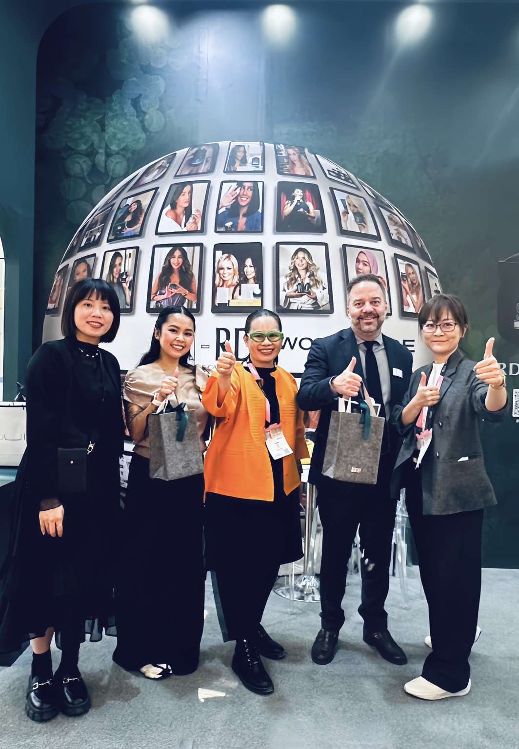 MIT 護髮力征服中東!SH-RD 杜拜Beautyworld Middle East 2025 強勢登場 MIT 護髮力征服中東!SH-RD 杜拜Beautyworld Middle East 2025 強勢登場