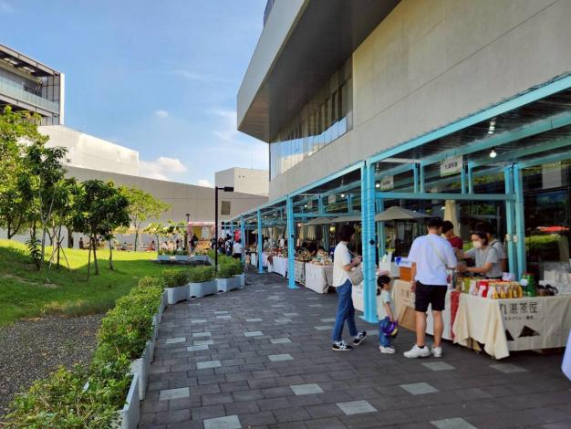 全臺首創綠能供電市集再升級！「2025拾光綠意市集」11月1日臺南沙崙登場，黃偉哲親自揭幕