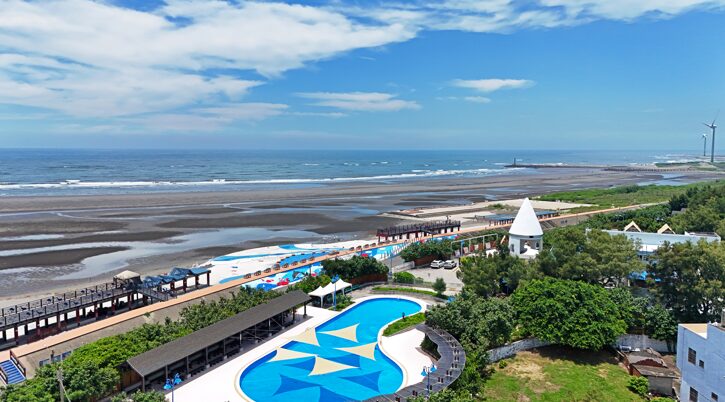 臺中大安濱海向海那漾 豪華露營專案好評加開 秋冬漫遊季優惠延長至2026