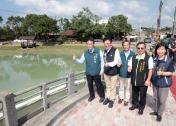 臺南鹿陶洋江家古厝周邊環境改善完工 臺南市長黃偉哲啟用半月池 重現百年聚落風華 臺南鹿陶洋江家古厝周邊環境改善完工 臺南市長黃偉哲啟用半月池 重現百年聚落風華