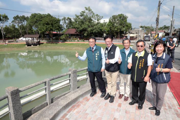 臺南鹿陶洋江家古厝周邊環境改善完工 臺南市長黃偉哲啟用半月池 重現百年聚落風華 臺南鹿陶洋江家古厝周邊環境改善完工 臺南市長黃偉哲啟用半月池 重現百年聚落風華