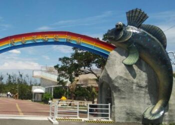 臺南雙春濱海遊憩區南側棧道改善第一階段完成 預計明年第2季全面開放 臺南雙春濱海遊憩區南側棧道改善第一階段完成 預計明年第2季全面開放