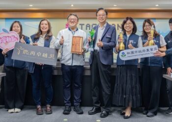 桃園市摘「美國謬思創意大獎」雙金及「農再卓越獎」首獎 張善政:以創意行銷桃園農業之美 桃園市摘「美國謬思創意大獎」雙金及「農再卓越獎」首獎 張善政:以創意行銷桃園農業之美