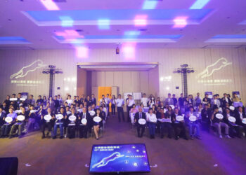 10大企業攜12組新創登場！ 2025「雲豹育成」Demo Day 以大帶小共創AI跨域應用