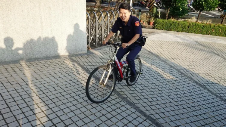 眼神超利!台中警下班途中一眼認出失竊腳踏車 眼神超利!台中警下班途中一眼認出失竊腳踏車