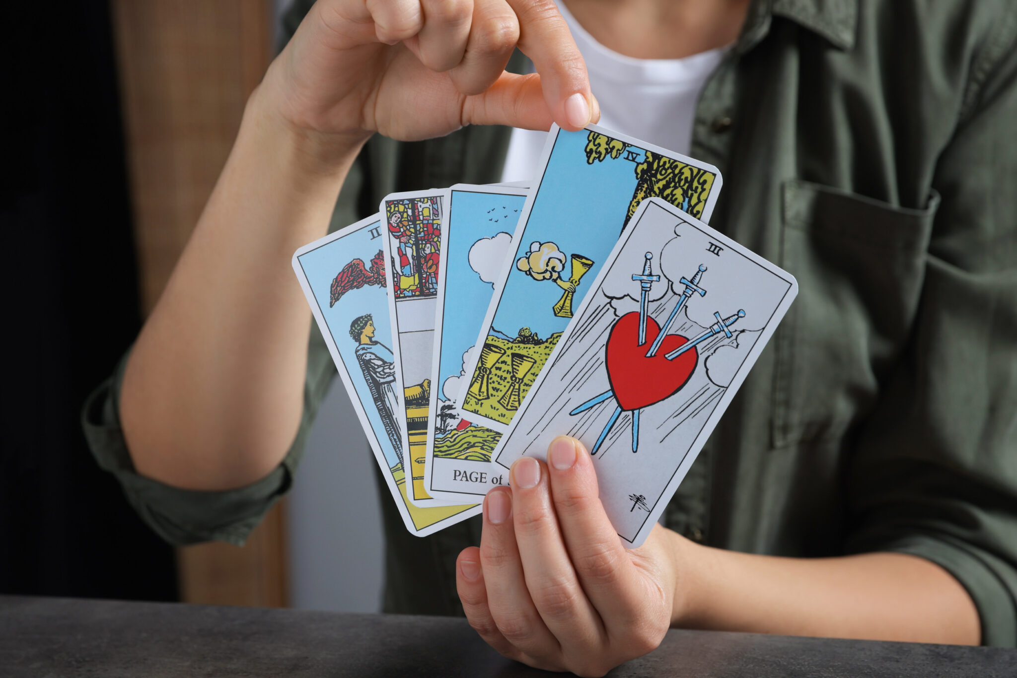 別再只說「幫我算命」了！AI算紫微、八字、星座塔羅指令全公開