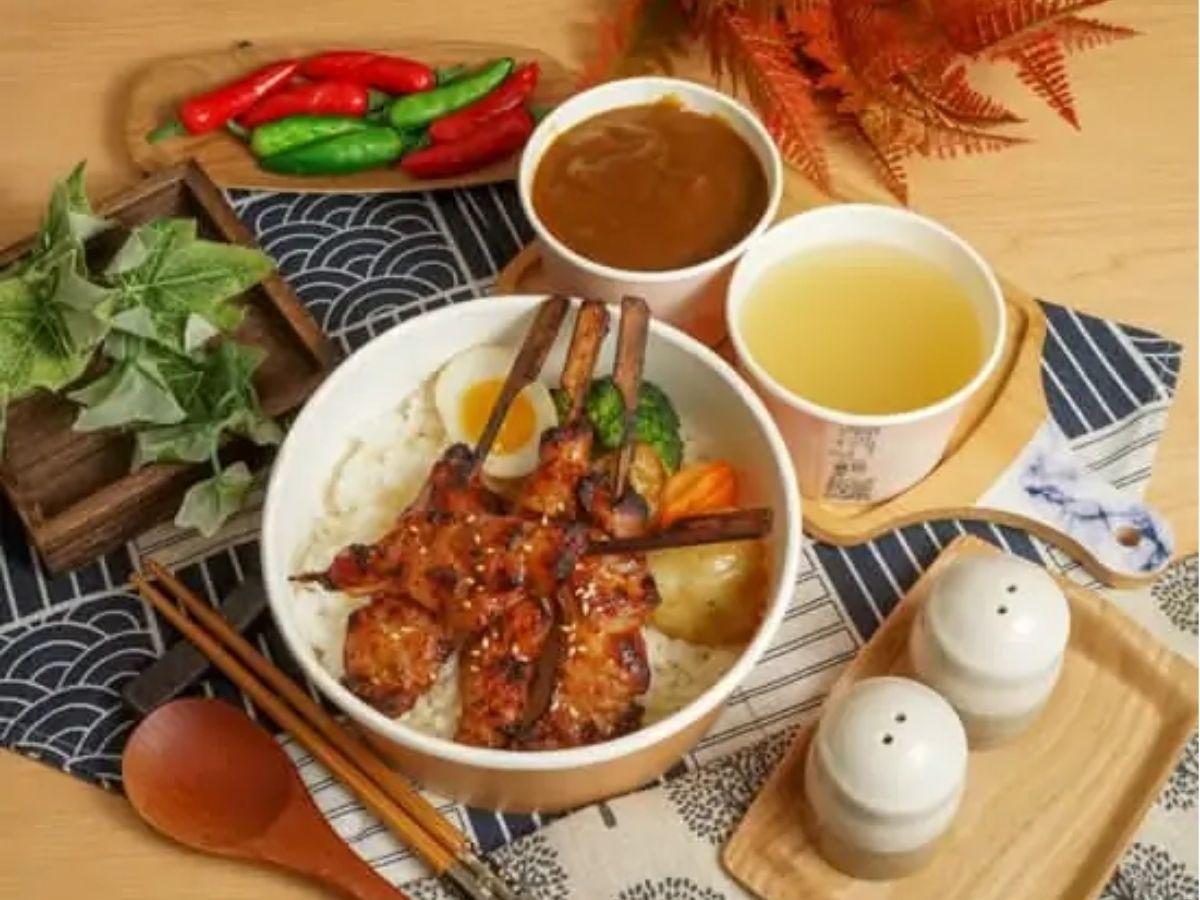 嘉義東區日式咖哩飯掀熱潮 從餐車夢出發手作日料夢想旅程 嘉義東區日式咖哩飯掀熱潮 從餐車夢出發手作日料夢想旅程