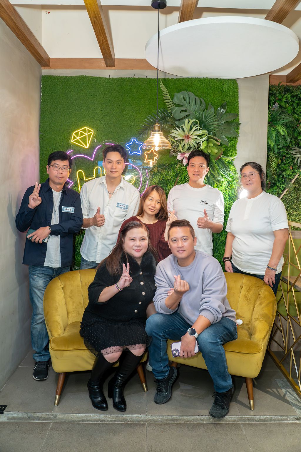 「創業教母」王子娘:將生日獻給學員 「百人之森」成創業者的溫暖聚會 「創業教母」王子娘:將生日獻給學員 「百人之森」成創業者的溫暖聚會