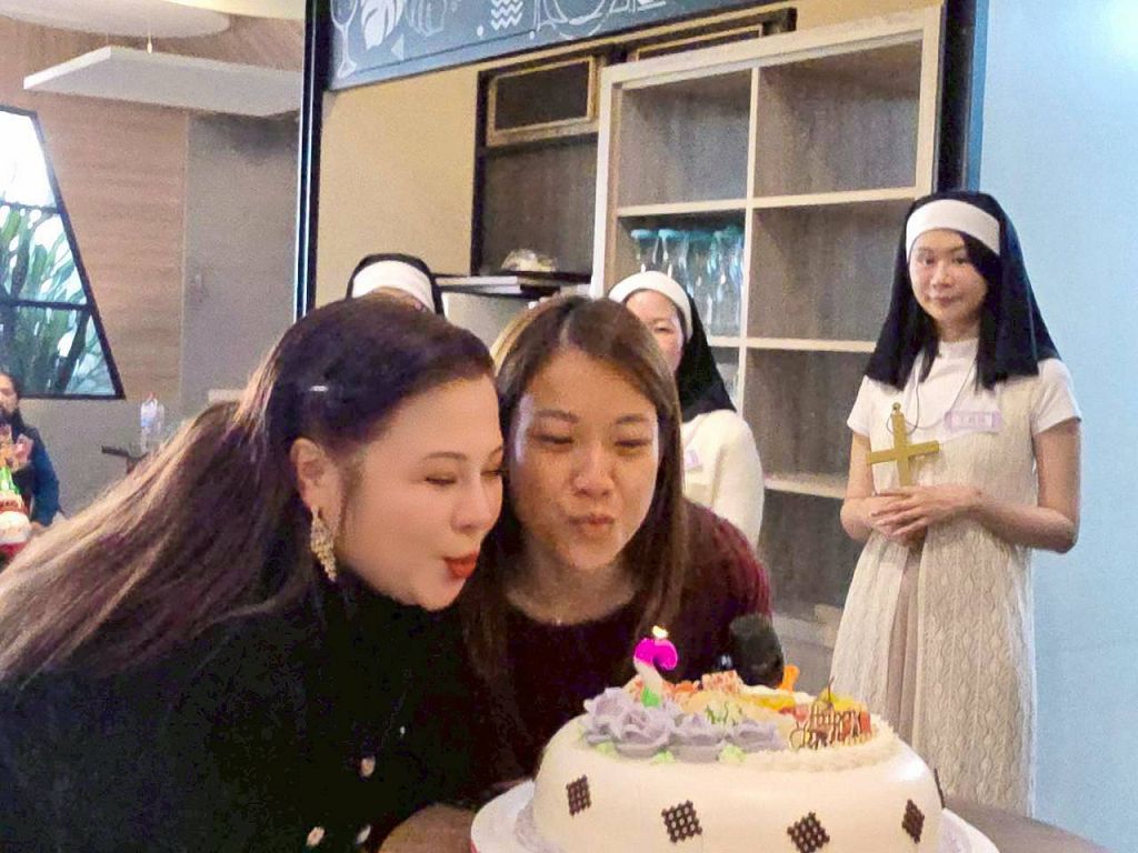 「創業教母」王子娘:將生日獻給學員 「百人之森」成創業者的溫暖聚會 「創業教母」王子娘:將生日獻給學員 「百人之森」成創業者的溫暖聚會