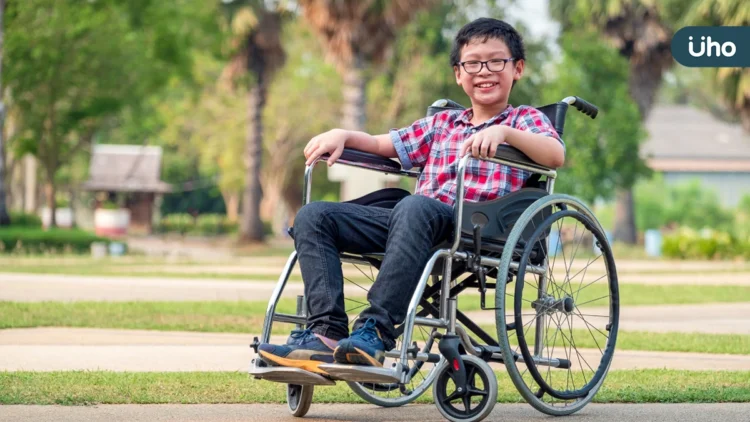 唱出靈魂自由 SMA病友不甘受限於疾病 積極治療找回「做自己」 唱出靈魂自由 SMA病友不甘受限於疾病 積極治療找回「做自己」