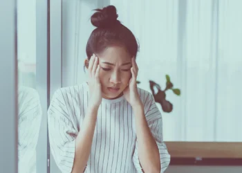 偏頭痛影響生活品質 醫：治療方式愈來愈多元 應及早就醫評估