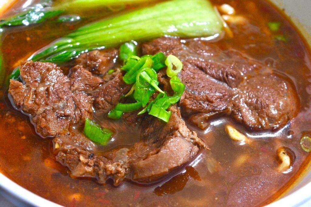 新竹重慶麵店推薦 從川味湯麵到小菜 每一口都吃得出用心 新竹重慶麵店推薦 從川味湯麵到小菜 每一口都吃得出用心