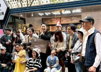 信義區週末超熱鬧！余祥銓、柔柔現身香堤有趣互動笑翻現場