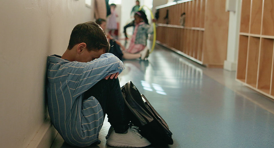 校園霸凌為何比職場更難蒐證？徵信服務補足現行制度缺失