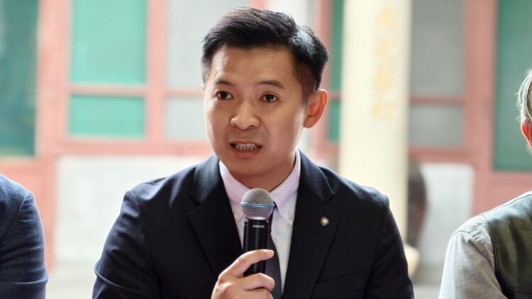 建立藍白合機制 何志勇籲仿紐約市長二階段初選