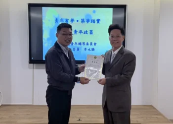 從青年志工第一名到大學校長 簡紹琦與李永騰奇妙因緣曝光