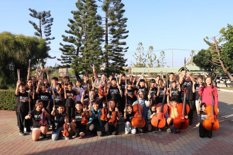 「我不能停，因為孩子在等！」布袋音樂節實踐永續教育 用音樂點亮偏鄉影響力