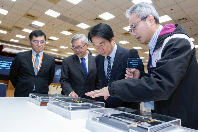 賴清德總統出席AI新十大建設關鍵技術座談會 號召產官學研攜手提升臺灣競爭力迎戰AI時代