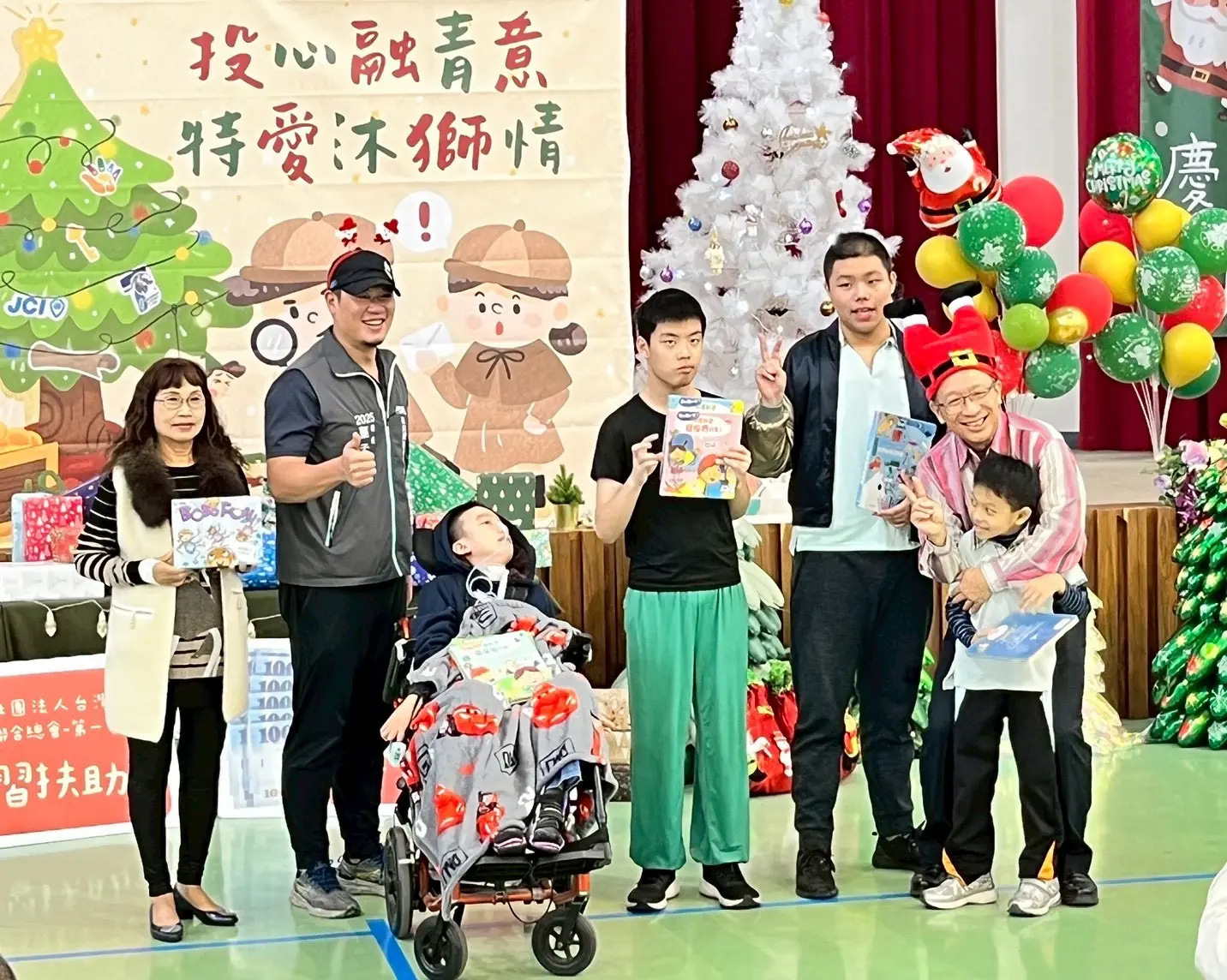 歲末最暖校園！南投特教學校聖誕活動 獅子會、青商會送祝福