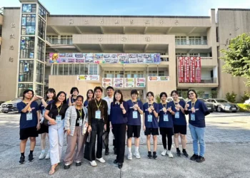 僑光科大走入竹山高中 大手牽小手跨文化美術交流