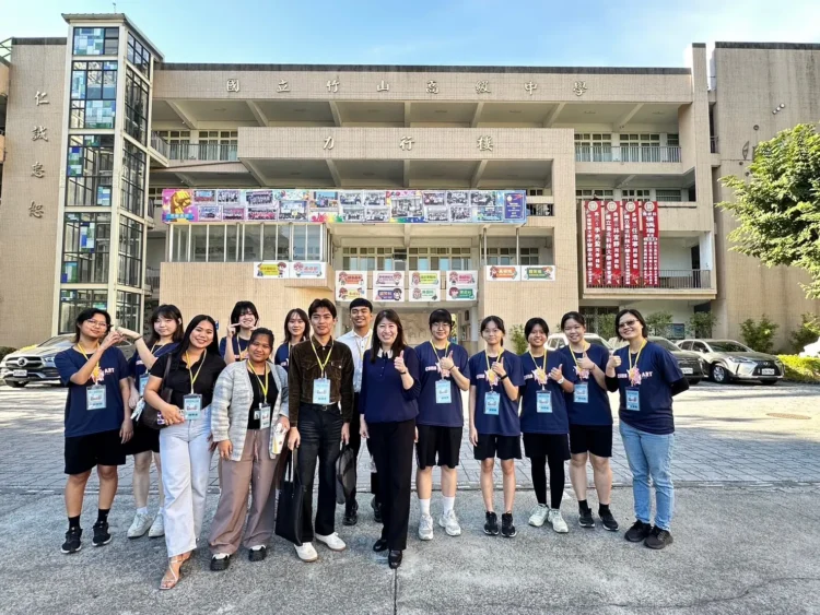 僑光科大走入竹山高中 大手牽小手跨文化美術交流 僑光科大走入竹山高中 大手牽小手跨文化美術交流