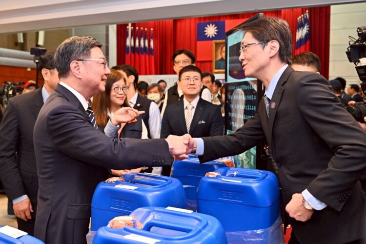 第13波安居緝毒成功破獲製毒廠 行政院長卓榮泰：跨領域合作保障國人免於毒品危害