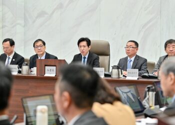 行政院祕書長張惇涵主持毒品防制會報 強調施用人口數下降、持續跨領域合作深化反毒成效 行政院祕書長張惇涵主持毒品防制會報 強調施用人口數下降、持續跨領域合作深化反毒成效