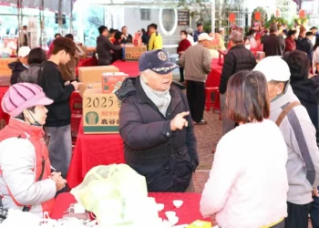 鹿谷兩大冬茶展售會吸人潮 縣長：品質勝過往年