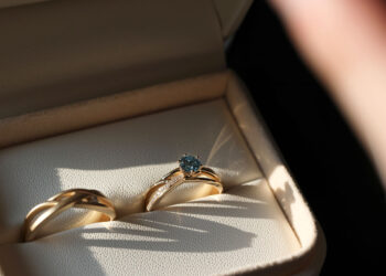 台灣光影化作指間日常 珠寶品牌 CONVERGE HALATION 「尋光」 以 GIA 工藝演繹靜奢美學