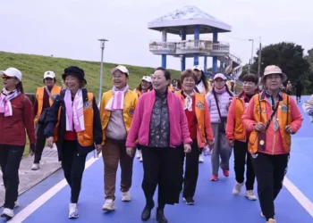 國際獅子會300A 5區舉辦糖尿病防治宣導健走活動 縣長徐榛蔚與鄉親漫步太平洋左岸