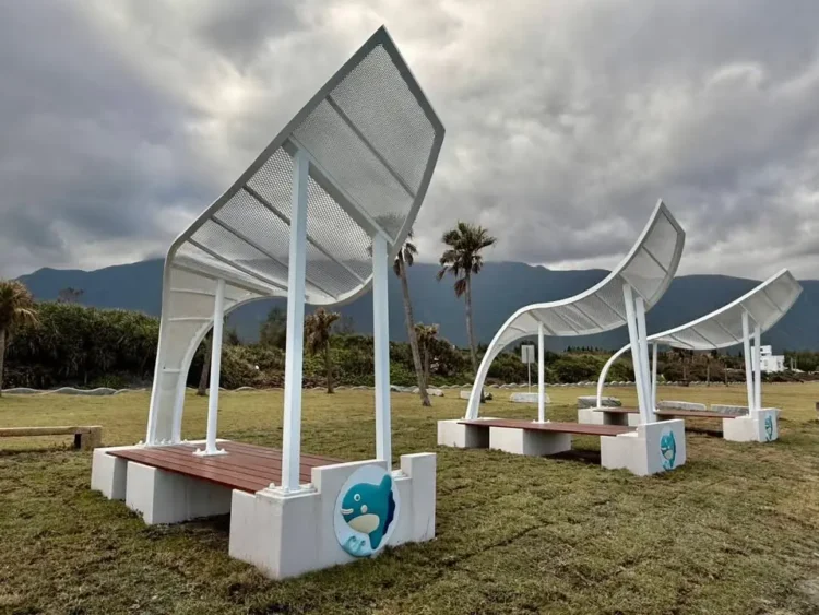 觀光升級》七星潭航道下藍天廣場全新親子廁所今起開放 環境優化工程到位迎接春節旅遊潮