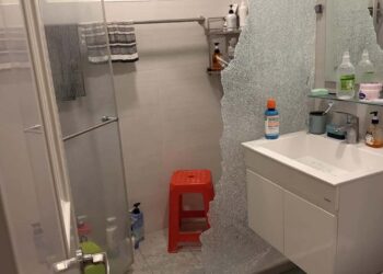 浴室玻璃門深夜爆裂引熱議 專家提醒防爆膜可降低強化玻璃潛藏風險