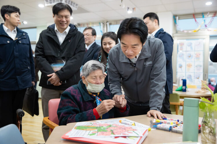 賴清德總統參訪宜蘭長照機構 強調長照3.0推動刻不容緩、籲立院速審議總預算案