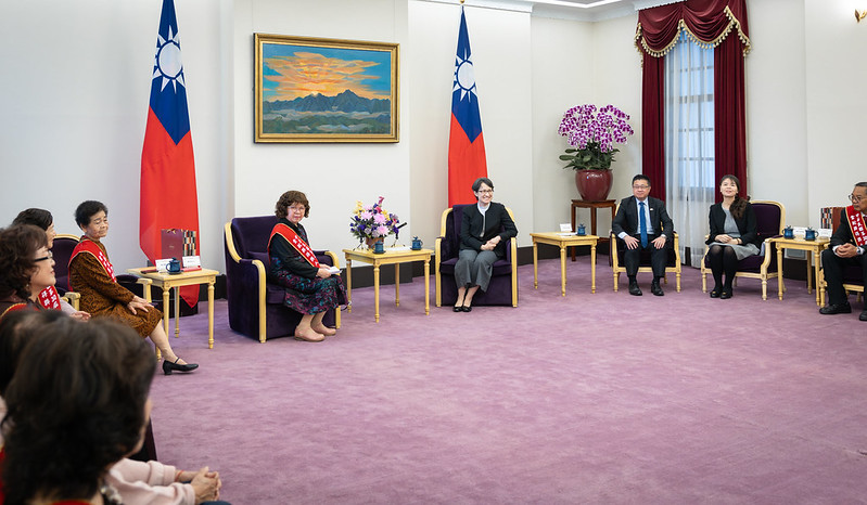 蕭美琴副總統接見第30屆志願服務楷模金駝獎得獎人 肯定志工成為凝聚社會的溫暖力量