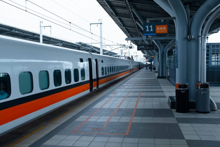 高鐵台南站發生旅客落軌意外 1307車次停駛調查 中午全線恢復正常營運