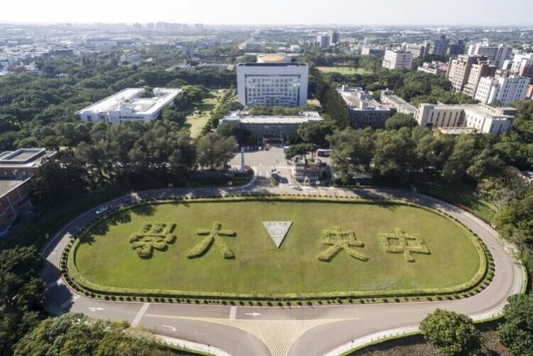 114學年碩博招生亮紅燈 公私立大專54碩博班新生註冊率掛零 頂尖大學難倖免