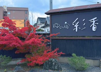 日本最後秘境！鳥取「湯梨濱」療癒攻略：體驗地面高爾夫發源地 松葉蟹宴席萬元有找